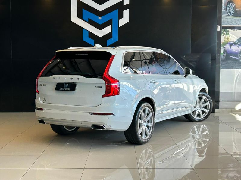 Volvo XC90 T-8 INSCRIPT 2.0 (HÃ­brido) 2019/2019 CONCEPT MOTORS PASSO FUNDO / Carros no Vale