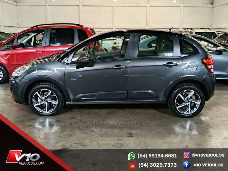 CITROËN C3 1.6 URBAN TRAIL 16V 2018/2019 V10 VEÍCULOS CAXIAS DO SUL / Carros no Vale