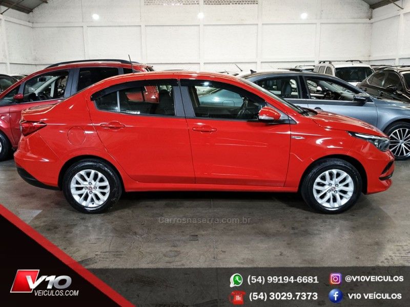 FIAT CRONOS 1.3 DRIVE 8V 2018/2019 V10 VEÍCULOS CAXIAS DO SUL / Carros no Vale