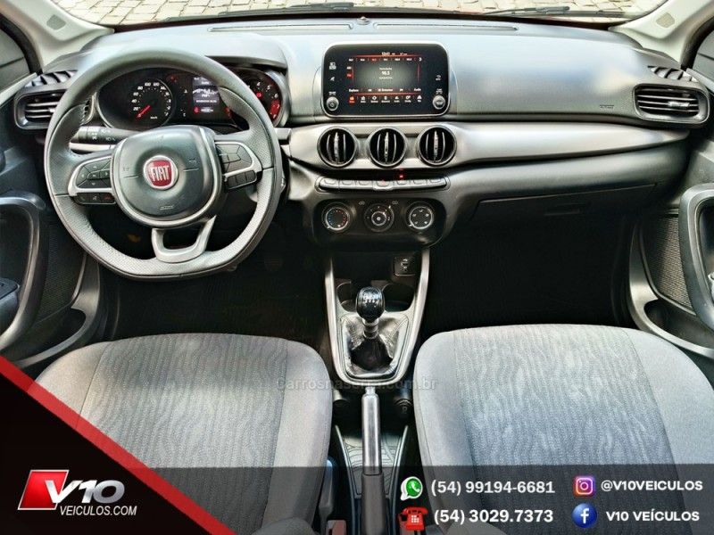 FIAT CRONOS 1.3 DRIVE 8V 2018/2019 V10 VEÍCULOS CAXIAS DO SUL / Carros no Vale