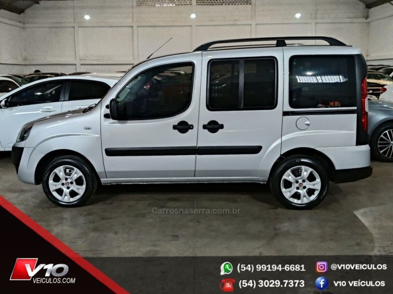 FIAT DOBLÓ 1.8 MPI ESSENCE 16V 7P 2019/2020 V10 VEÍCULOS CAXIAS DO SUL / Carros no Vale