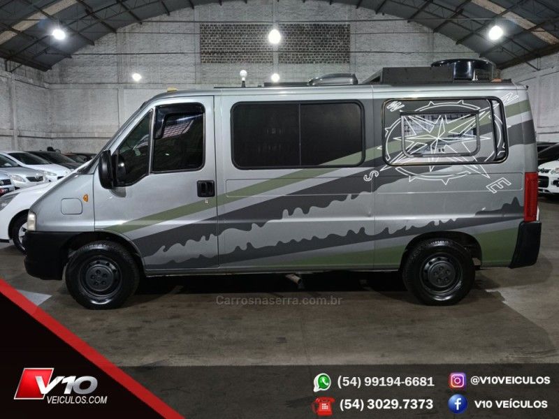 FIAT DUCATO 2.3 MINIBUS TETO BAIXO 16V TURBO 3P 2009/2010 V10 VEÍCULOS CAXIAS DO SUL / Carros no Vale