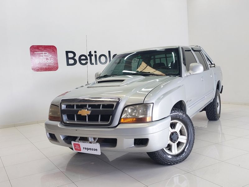 Chevrolet S10 2.8 4X4 CD 12V TURBO INTERCOOLER DIESEL 4P MANUAL 2001/2001 BETIOLO NOVOS E SEMINOVOS LAJEADO / Carros no Vale