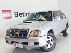 Chevrolet S10 2.8 4X4 CD 12V TURBO INTERCOOLER DIESEL 4P MANUAL 2001/2001 BETIOLO NOVOS E SEMINOVOS LAJEADO / Carros no Vale