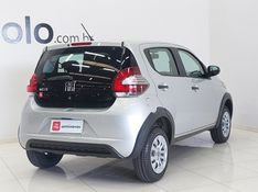 Fiat MOBI 1.0 EVO FLEX LIKE MANUAL 2022/2022 BETIOLO NOVOS E SEMINOVOS LAJEADO / Carros no Vale