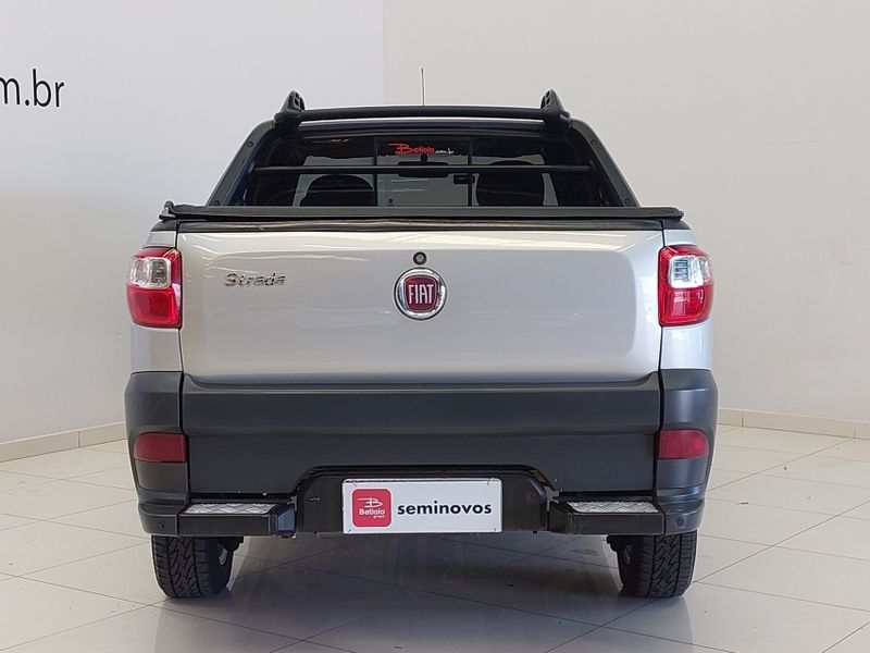 Fiat STRADA 1.4 MPI FREEDOM CD 8V FLEX 3P MANUAL 2019/2020 BETIOLO NOVOS E SEMINOVOS LAJEADO / Carros no Vale