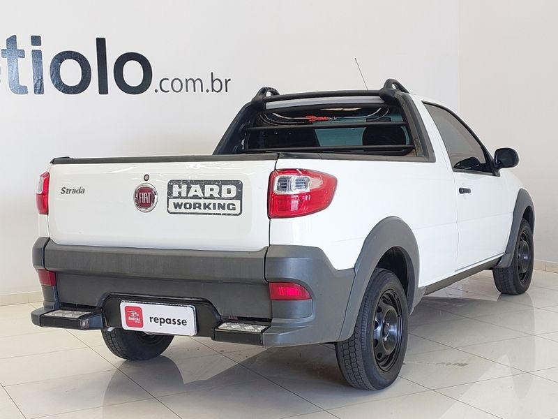 Fiat STRADA 1.4 MPI HARD WORKING CS 8V FLEX 2P MANUAL 2019/2020 BETIOLO NOVOS E SEMINOVOS LAJEADO / Carros no Vale