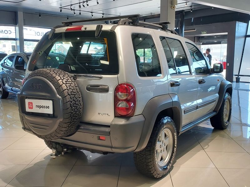 JEEP CHEROKEE 3.7 SPORT 4X4 V6 12V GASOLINA 4P AUTOMÁTICO 2006/2007 BETIOLO NOVOS E SEMINOVOS LAJEADO / Carros no Vale