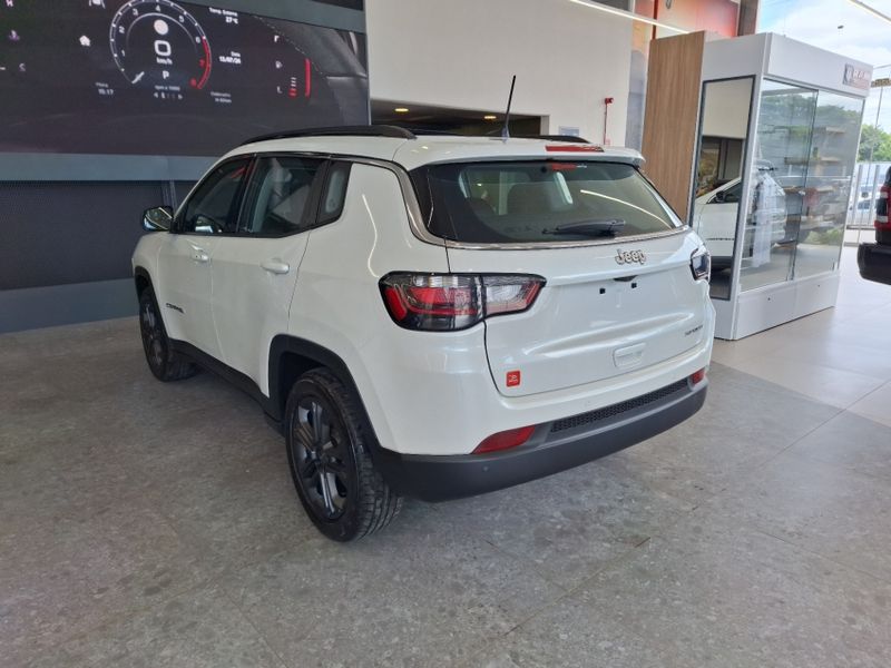 JEEP COMPASS 1.3 T270 TURBO FLEX SPORT AT6 2025/2025 BETIOLO NOVOS E SEMINOVOS LAJEADO / Carros no Vale