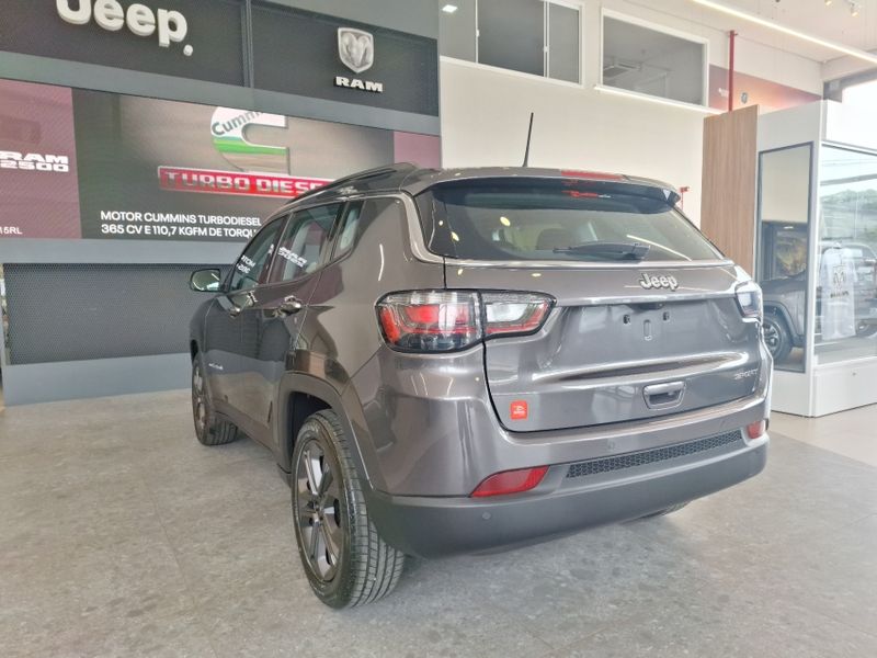 JEEP COMPASS 1.3 T270 TURBO FLEX SPORT AT6 2025/2025 BETIOLO NOVOS E SEMINOVOS LAJEADO / Carros no Vale