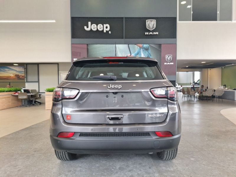 JEEP COMPASS 1.3 T270 TURBO FLEX SPORT AT6 2025/2025 BETIOLO NOVOS E SEMINOVOS LAJEADO / Carros no Vale