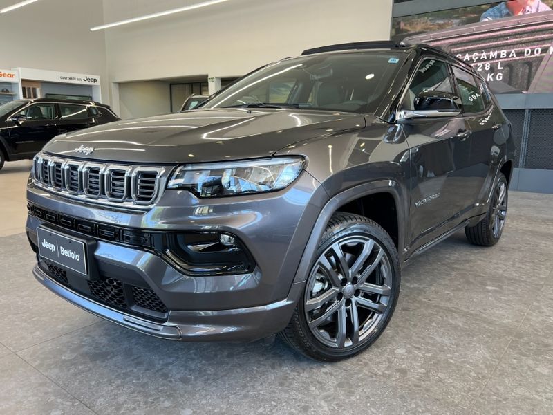 JEEP COMPASS 2.0 HURRICANE 4 TURBO GASOLINA OVERLAND AT9 2024/2025 BETIOLO NOVOS E SEMINOVOS LAJEADO / Carros no Vale