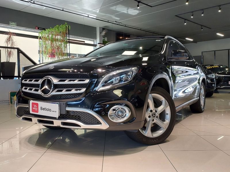 Mercedes-Benz GLA 200 1.6 CGI FLEX ENDURO 7G-DCT 2019/2019 BETIOLO NOVOS E SEMINOVOS LAJEADO / Carros no Vale