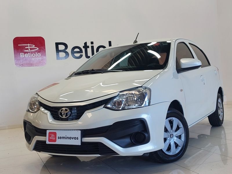 Toyota ETIOS 1.3 X 16V FLEX 4P AUTOMÁTICO 2017/2018 BETIOLO NOVOS E SEMINOVOS LAJEADO / Carros no Vale