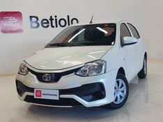 Toyota ETIOS 1.3 X 16V FLEX 4P AUTOMÁTICO 2017/2018 BETIOLO NOVOS E SEMINOVOS LAJEADO / Carros no Vale