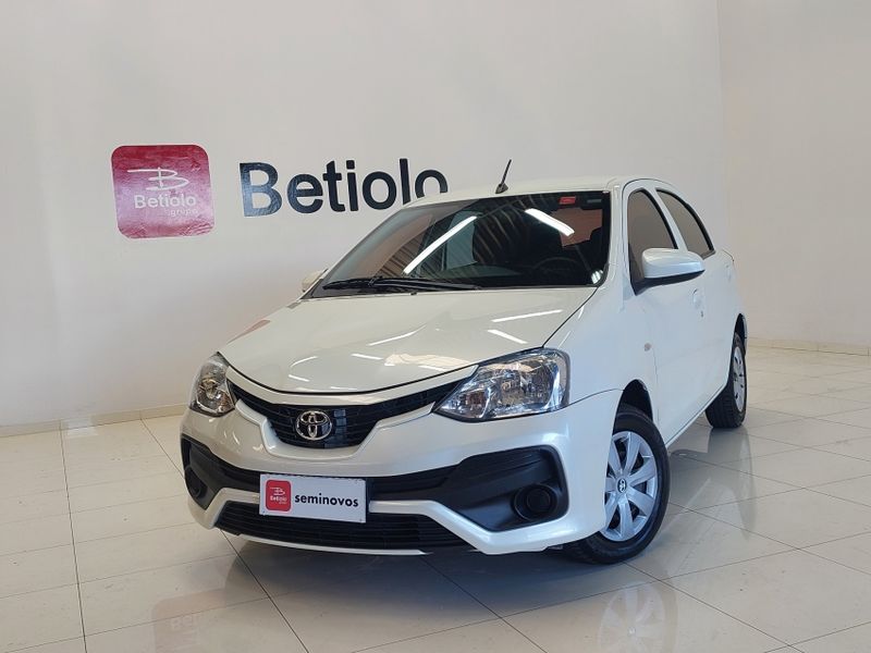 Toyota ETIOS 1.3 X 16V FLEX 4P AUTOMÁTICO 2017/2018 BETIOLO NOVOS E SEMINOVOS LAJEADO / Carros no Vale