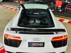 Audi R8 5.2 FSI COUPE PLUS QUATTRO V10 40V GASOLINA 2P S TRONIC 2017/2018 CASTELLAN E TOMAZONI MOTORS CAXIAS DO SUL / Carros no Vale