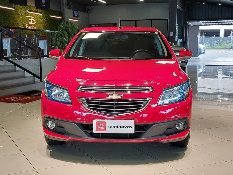 Chevrolet PRISMA 1.4 MPFI LT 8V FLEX 4P AUTOMÁTICO 2013/2014 BETIOLO NOVOS E SEMINOVOS LAJEADO / Carros no Vale