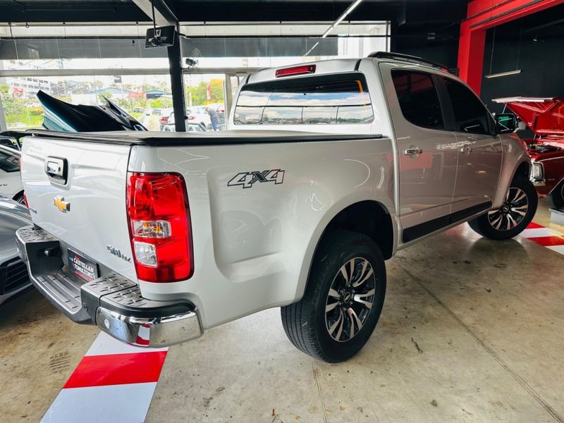 Chevrolet S10 2.5 LTZ 4X4 CD 16V FLEX 4P MANUAL 2016/2017 CASTELLAN E TOMAZONI MOTORS CAXIAS DO SUL / Carros no Vale