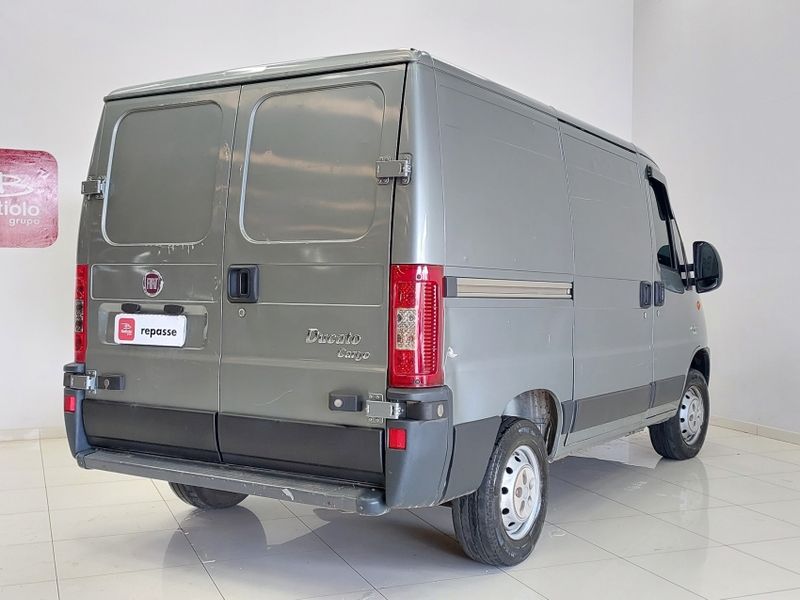 Fiat DUCATO 2.3 CARGO 8V TURBO DIESEL 3P MANUAL 2012/2013 BETIOLO NOVOS E SEMINOVOS LAJEADO / Carros no Vale