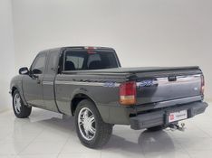 Ford RANGER 4.0 STX 4X2 CE V6 12V GASOLINA 2P MANUAL 1996/1996 BETIOLO NOVOS E SEMINOVOS LAJEADO / Carros no Vale