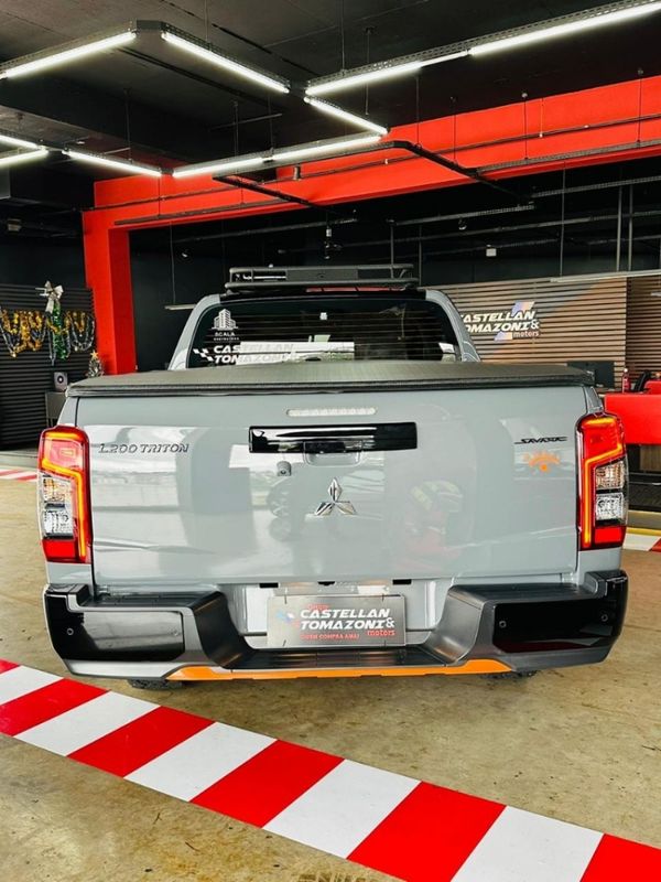 Mitsubishi L200 TRITON 2.4 16V TURBO DIESEL SPORT SAVANA SERTÔES CD 4P 4X4 AUTOMÁTICO 2023/2024 CASTELLAN E TOMAZONI MOTORS CAXIAS DO SUL / Carros no Vale