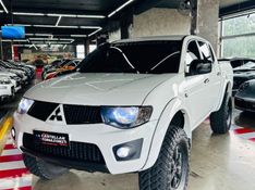 Mitsubishi L200 TRITON 3.2 HPE 4X4 CD 16V TURBO INTERCOOLER DIESEL 4P AUTOMÁTICO 2011/2012 CASTELLAN E TOMAZONI MOTORS CAXIAS DO SUL / Carros no Vale