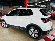 Volkswagen T-CROSS 1.0 200 TSI TOTAL FLEX COMFORTLINE AUTOMÁTICO 2019/2020 CASTELLAN E TOMAZONI MOTORS CAXIAS DO SUL / Carros no Vale