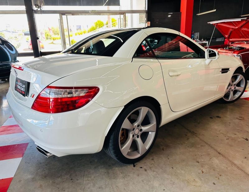 Mercedes-Benz SLK 350 3.5 ROADSTER V6 GASOLINA 2P AUTOMÁTICO 2011/2012 CASTELLAN E TOMAZONI MOTORS CAXIAS DO SUL / Carros no Vale