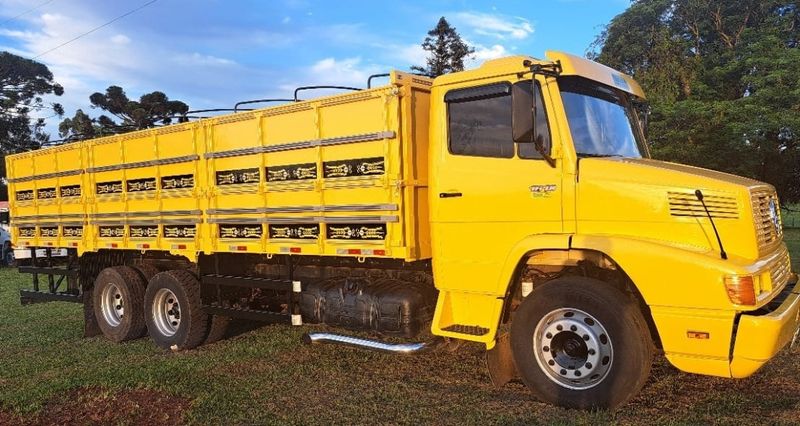 Mercedes-Benz 1618 L-1618 3-Eixos 1996/1996 CAMINHÕES & CAMIONETAS PASSO FUNDO / Carros no Vale