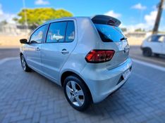 Volkswagen FOX 1.6 MI ROCK IN RIO 8V FLEX 4P MANUAL 2015/2016 DRSUL SEMINOVOS CAXIAS DO SUL – LAJEADO – SANTA CRUZ DO SUL / Carros no Vale