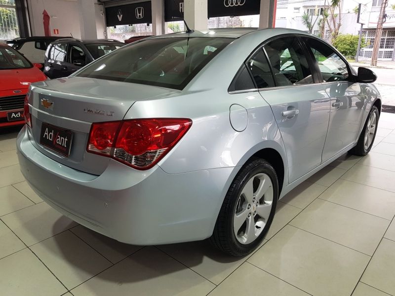 Chevrolet CRUZE 1.8 LT 16V FLEX 4P AUTOMÁTICO 2011/2012 ADVANT AUTOMÓVEIS CAXIAS DO SUL / Carros no Vale