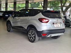 Renault CAPTUR 1.6 16V SCE FLEX ZEN MANUAL 2017/2018 CARRO DEZ NOVO HAMBURGO / Carros no Vale