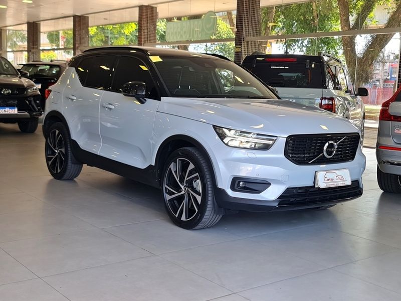 Volvo XC40 1.5 T5 RECHARGE R-DESIGN GEARTRONIC 2020/2021 CARRO DEZ NOVO HAMBURGO / Carros no Vale