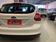 Ford Focus / S AT 1.6 H 2014/2014 ENZO MULTIMARCAS CAXIAS DO SUL / Carros no Vale