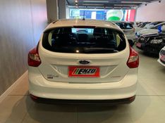 Ford Focus / S AT 1.6 H 2014/2014 ENZO MULTIMARCAS CAXIAS DO SUL / Carros no Vale