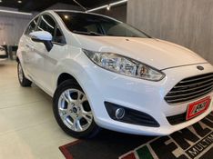 Ford New Fiesta Hatch / HA 1.5L SE 2014/2015 ENZO MULTIMARCAS CAXIAS DO SUL / Carros no Vale