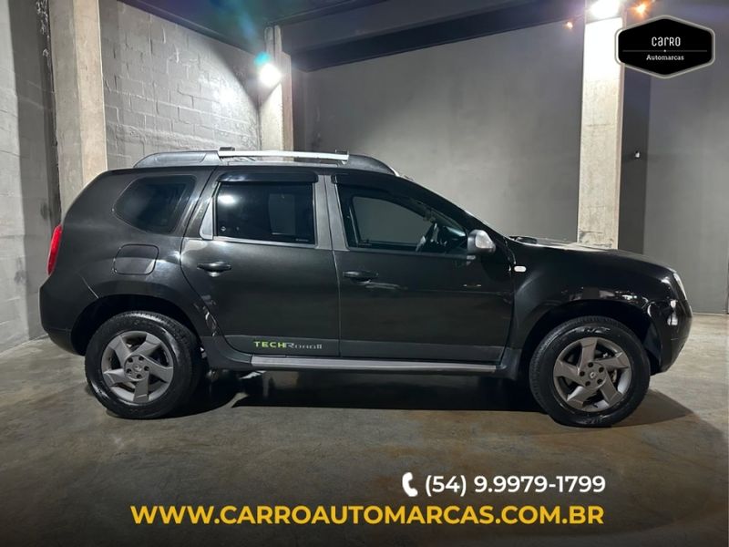 Renault DUSTER 2.0 DYNAMIQUE 4X4 16V FLEX 4P MANUAL 2013/2014 CARRO AUTOMARCAS CAXIAS DO SUL / Carros no Vale