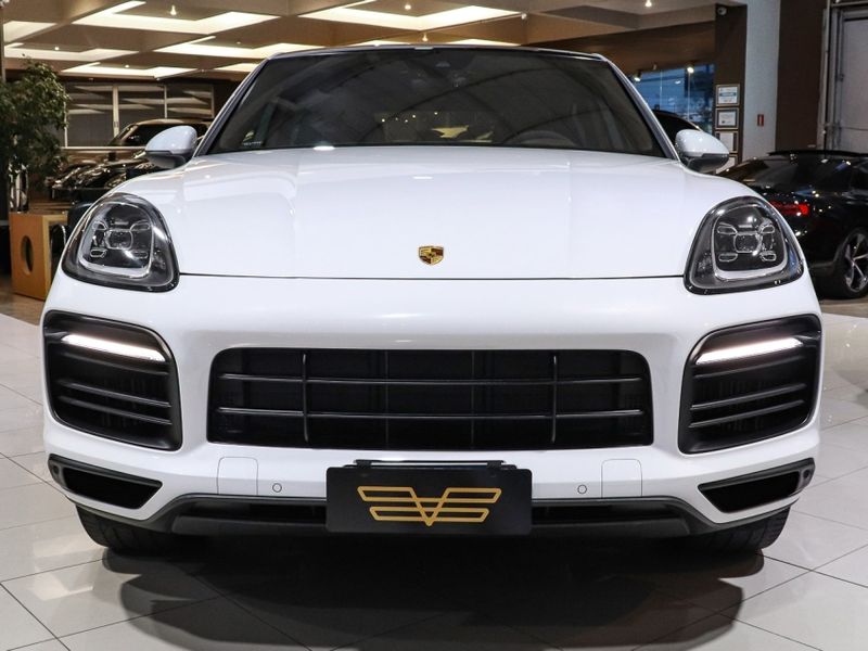 Porsche CAYENNE 3.0 V6 E-HYBRID COUPÉ AWD 2021/2022 VIA BELLA VEÍCULOS ESPECIAIS CAXIAS DO SUL / Carros no Vale