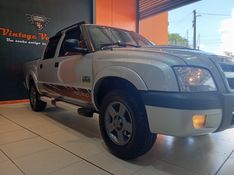 Chevrolet S10 2.4 MPFI RODEIO 4X2 CD 8V FLEX 4P MANUAL 2011/2011 VINTAGE VEÍCULOS CAXIAS DO SUL / Carros no Vale