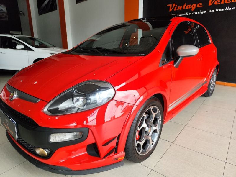 Fiat PUNTO 1.4 MPI 16V T-JET GASOLINA 4P MANUAL 2014/2014 VINTAGE VEÍCULOS CAXIAS DO SUL / Carros no Vale