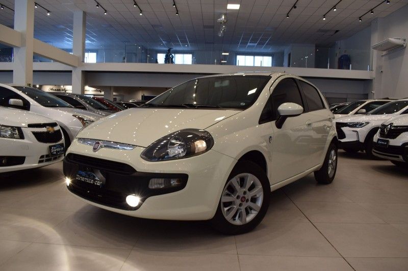 Fiat PUNTO ATTRACTIVE ITÁLIA 1.4 2016 DINAMICA-CAR VENÂNCIO AIRES / Carros no Vale