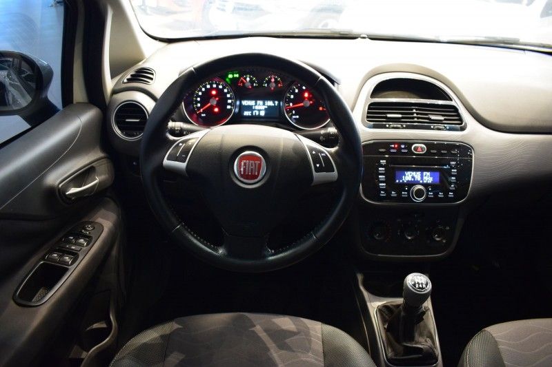 Fiat PUNTO ATTRACTIVE ITÁLIA 1.4 2016 DINAMICA-CAR VENÂNCIO AIRES / Carros no Vale