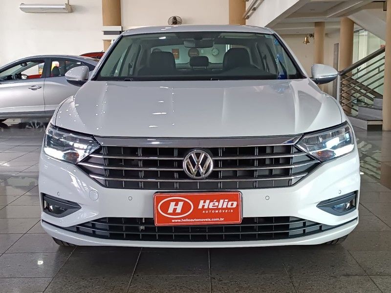 Volkswagen JETTA COMFORTLINE 1.4 TSI 2018 HÉLIO AUTOMÓVEIS LAJEADO / Carros no Vale