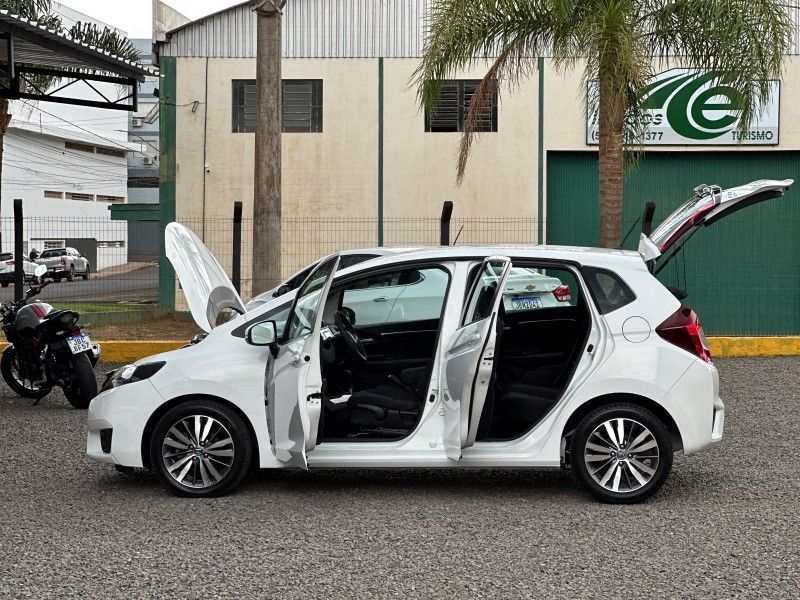 Honda FIT EX 1.5 16V 2016 NEUMANN VEÍCULOS ARROIO DO MEIO / Carros no Vale