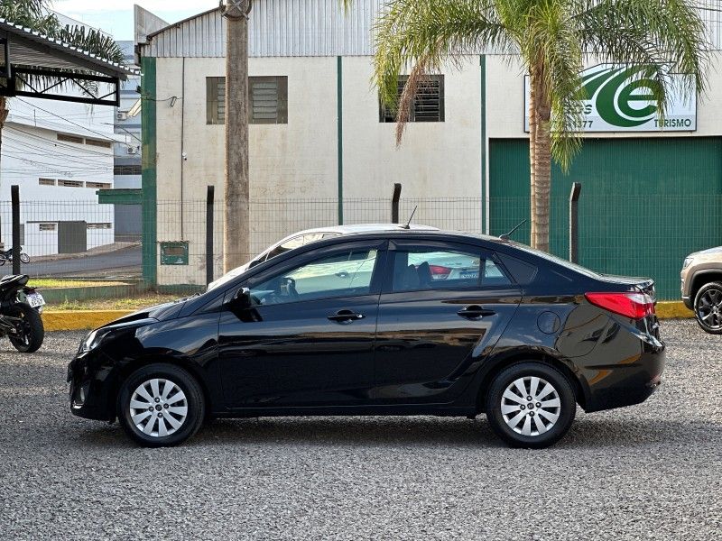 Hyundai HB20S COMFORT 1.6 16V 2015 NEUMANN VEÍCULOS ARROIO DO MEIO / Carros no Vale