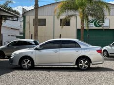 Toyota COROLLA XLi 1.8 16V 2011 NEUMANN VEÍCULOS ARROIO DO MEIO / Carros no Vale