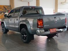 Volkswagen AMAROK HIGHLINE 3.0 V6 2022 HÉLIO AUTOMÓVEIS LAJEADO / Carros no Vale