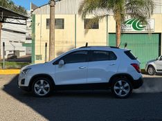 Chevrolet TRACKER LTZ 1.8 ECOTEC 16V 2014 NEUMANN VEÍCULOS ARROIO DO MEIO / Carros no Vale