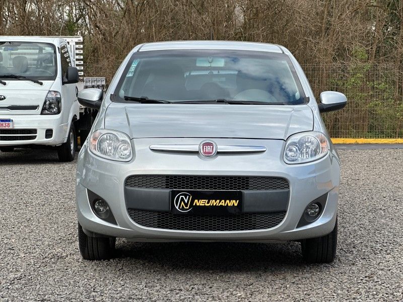 Fiat PALIO ATTRACTIVE 1.4 16V 2014 NEUMANN VEÍCULOS ARROIO DO MEIO / Carros no Vale